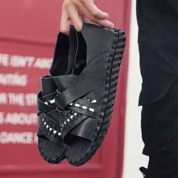 2020 Yeni erkek ayakkabısı Rahat Nefes Sandalias Taşınabilir Ayakkabı Erkekler Sneakers Nefes erkek Örgü Koşu Erkek Hava