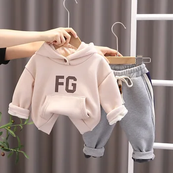 2022 Bebek Erkek Giysileri Setleri Sonbahar Kış Yeni Çocuk Moda Mektup Hoodie + Pantolon 2 adet Toddler Kız Peluş ve Kalınlaşmak Kıyafetler