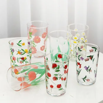 7 Çiçek Desenleri 450Ml Kore Lale Papatya şarap bardağı meyve suyu fincanı Baskı Gül Cosmos Çiçek Yaratıcı Bardak İçme Seti Hediye