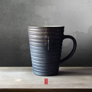 El yapımı Zakka Japonya Tarzı Çiftler seramik kupalar bardak grip bölümü ile Metalik Sırlı Çizgili porselen drinkware çay kahve fincanları