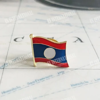 Laos Ulusal Bayrak Kristal Epoksi Metal Emaye Rozeti Broş Koleksiyonu Hatıra Hediyeler Yaka İğneler Aksesuarları Size1.6 * 1.9 cm