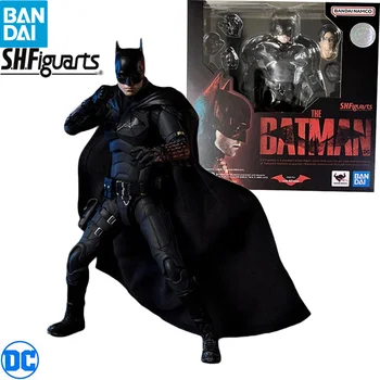 Stokta BANDAİ S. H. Figuarts DC Batman 155MM SHF Aksiyon Figürleri Koleksiyonu Anime 2022 Robert Pattinson Batman Modeli Oyuncak