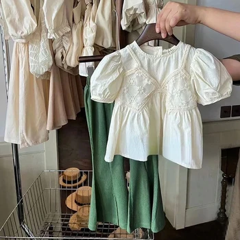 Toddler Kız Giysileri 2022 Yaz Koreli Çocuk Dantel Gömlek Kısa Kollu Bebek Pamuklu Gömlek Bölünmüş Alevlendi Pantolon İki parçalı Set