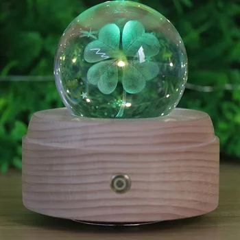 Yeni masa lambası doğum günü hediyesi dokunmatik renkli kristal top 3D gece lambası dönen müzik kutusu yaratıcı müzikli ışık