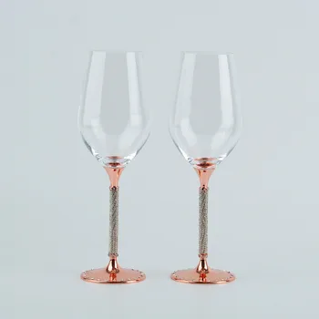 Yeni Tasarım Düğün içecek bardakları Kişiselleştirilmiş Gözlük Düğün Kristal Kadeh Kırmızı Şarap Flüt Bardak Parti Kek Masa Dekorasyon